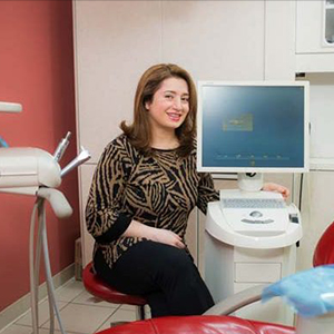 Dr. Mojgan Mazhari